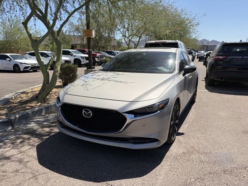 Used 2022 MAZDA MAZDA3 s AWD/4WD image 2