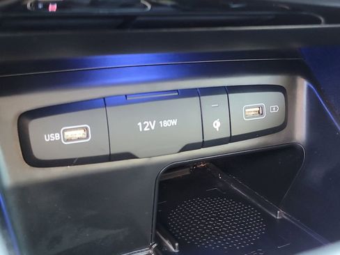 Used 2022 Hyundai Santa Cruz Limited image 23