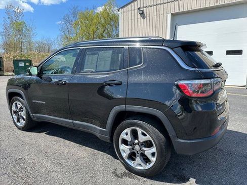 Certified 2018 Jeep Compass Limited w/ Navigation Group AWD/4WD image 17