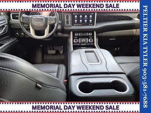 Used 2021 GMC Yukon XL Denali w/ Denali Ultimate Package AWD/4WD image 32