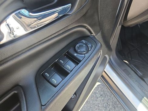 Used 2024 Chevrolet Equinox LT w/ LPO, Floor Liner Package FWD image 11