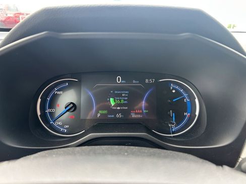 Used 2023 Toyota RAV4 XLE AWD/4WD image 29