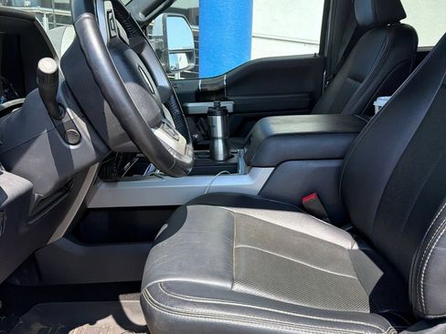 Used 2022 Ford F250 Lariat w/ Lariat Ultimate Package AWD/4WD image 9