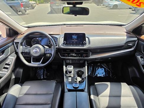 Used 2023 Nissan Rogue SV w/ SV Premium B Package AWD/4WD image 30