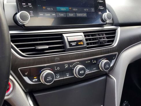 Used 2019 Honda Accord EX-L image 19