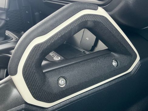 Used 2023 Ford Bronco Outer Banks image 46