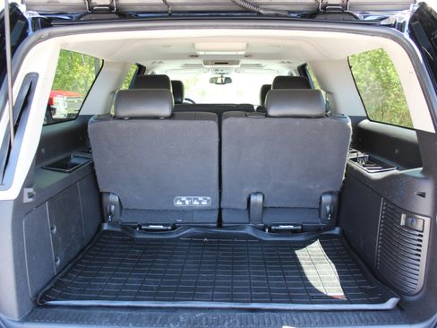 Used 2014 Chevrolet Suburban LT AWD/4WD image 7