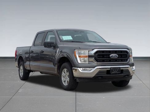 Used 2022 Ford F150 XLT w/ Trailer Tow Package image 8