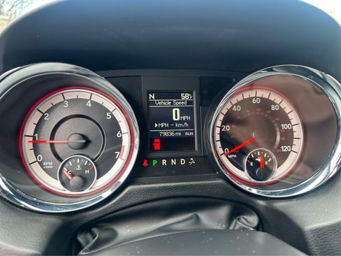 Used 2017 Dodge Grand Caravan GT image 26