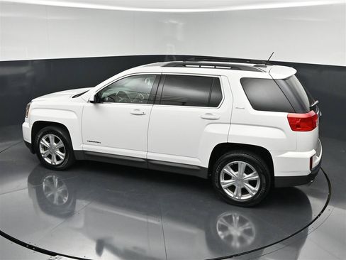 Used 2017 GMC Terrain SLE w/ Driver Alert Package I FWD image 26