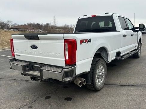 Used 2023 Ford F350 XLT w/ FX4 Off-Road Package image 3