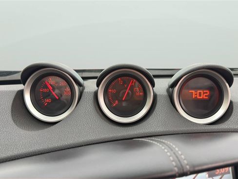 Used 2010 Nissan 370Z Touring w/ Sport Pkg RWD image 26