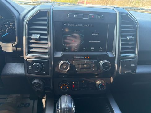 Used 2018 Ford F150 XLT w/ Equipment Group 302A Luxury image 11