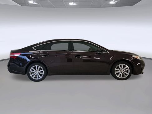 Used 2014 Toyota Avalon XLE FWD image 6