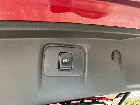Used 2015 Nissan Murano SL w/ SL Technology Package AWD/4WD image 17