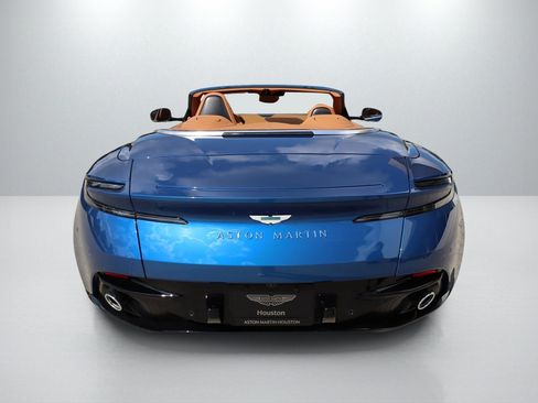 New 2025 Aston Martin DB12 Convertible image 8