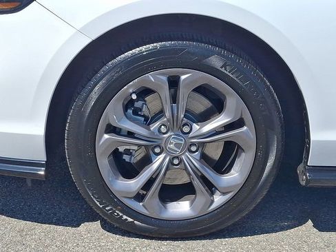 Used 2023 Honda Accord EX-L image 8