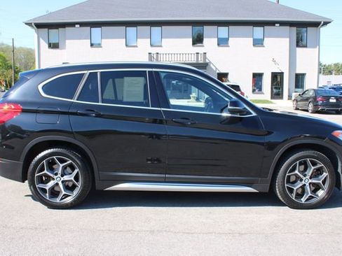 Used 2019 BMW X1 xDrive28i w/ Convenience Package image 6