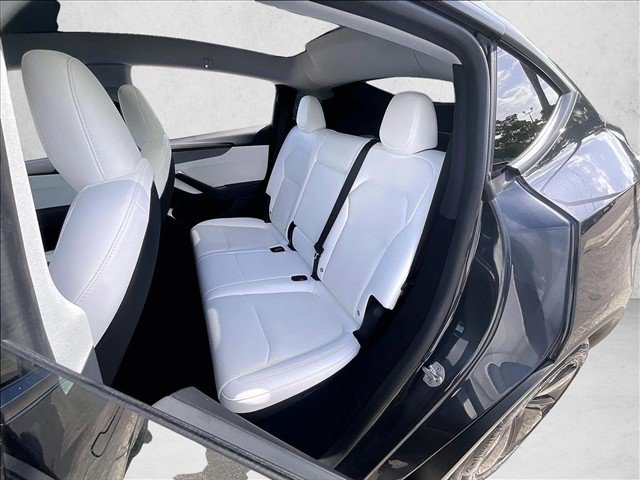 Used 2026 Tesla Model Y 2WD image 24