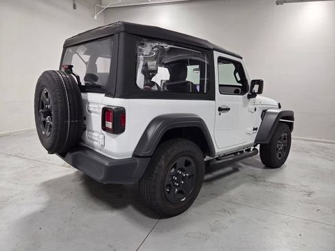Used 2025 Jeep Wrangler Sport AWD/4WD image 11
