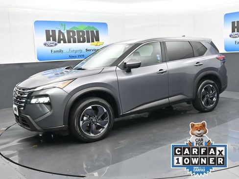 Used 2025 Nissan Rogue SV FWD image 1