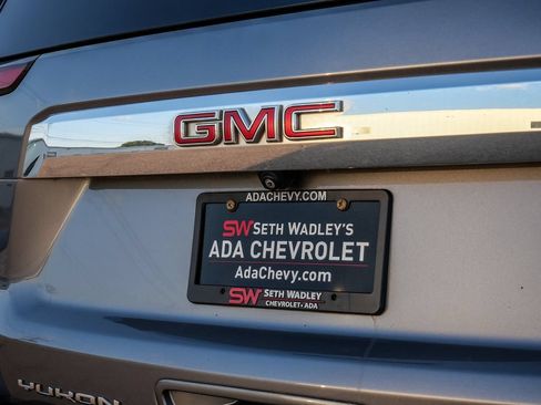 Used 2022 GMC Yukon SLT w/ SLT Premium Package AWD/4WD image 11