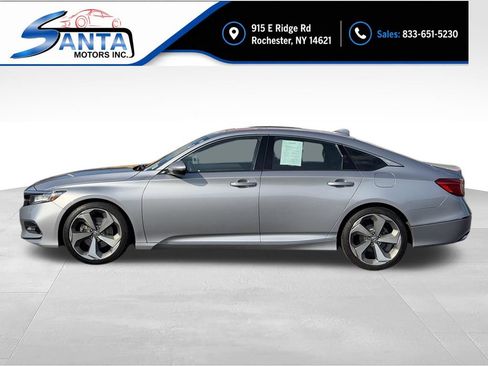 Used 2018 Honda Accord Touring image 5