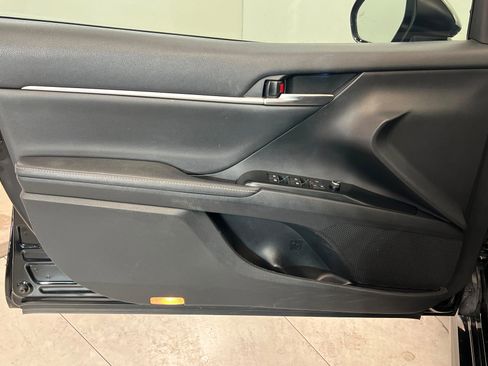 Used 2020 Toyota Camry XSE w/ Carpet Mat Package image 15