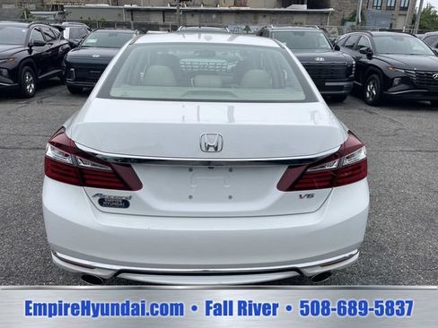 Used 2016 Honda Accord EX-L image 4