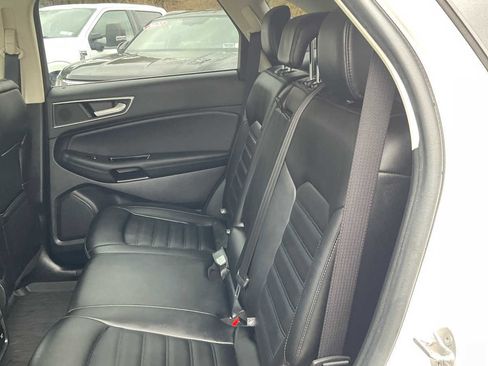 Used 2019 Ford Edge SEL w/ Equipment Group 201A image 40