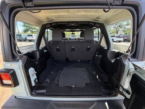 Used 2024 Jeep Wrangler Unlimited Sport AWD/4WD image 32