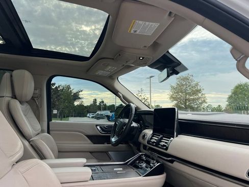 Used 2020 Lincoln Navigator L Reserve w/ Luxury Package AWD/4WD image 21
