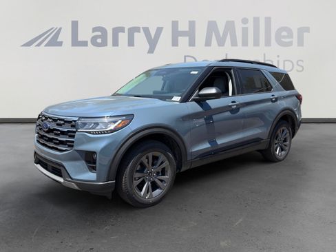 New 2026 Ford Explorer Active w/ Active Comfort Package AWD/4WD image 1