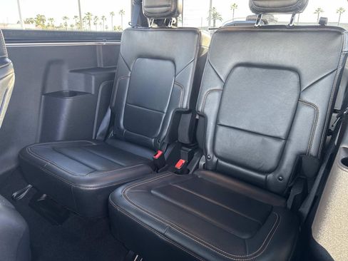 Used 2023 Ford Bronco Badlands image 24