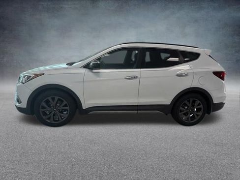 Used 2017 Hyundai Santa Fe Sport FWD image 11