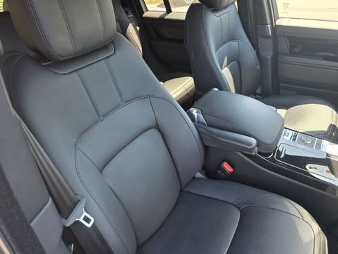 Used 2020 Land Rover Range Rover HSE AWD/4WD image 27