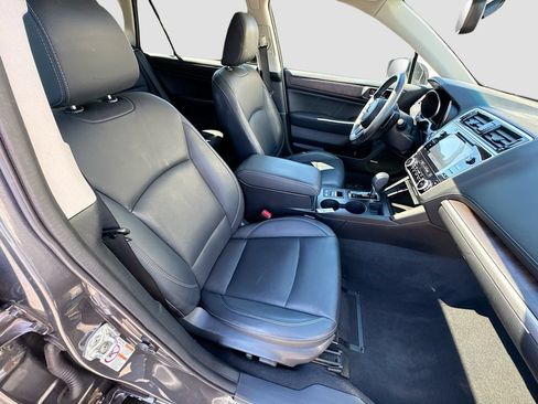 Used 2019 Subaru Outback 2.5i Limited AWD/4WD image 29