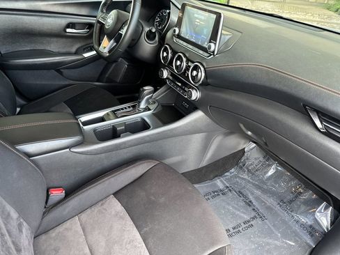 Used 2023 Nissan Sentra SR FWD image 14