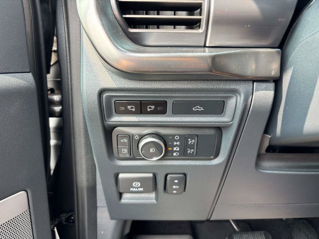 Used 2023 Ford F150 Lariat w/ Equipment Group 502A High AWD/4WD image 24