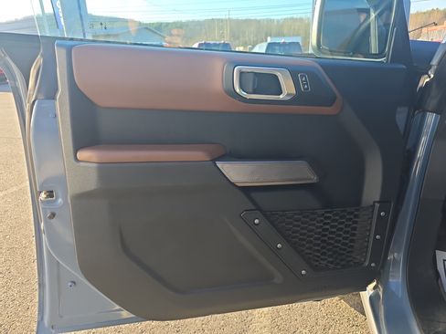Used 2023 Ford Bronco Outer Banks image 17