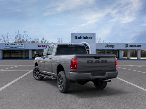 New 2026 RAM 3500 Big Horn AWD/4WD image 25