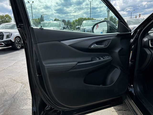 Used 2024 Buick Envista Sport Touring w/ Convenience I Package FWD image 25