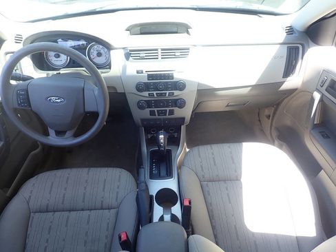 Used 2011 Ford Focus SE w/ Sedan SE Appearance Pkg FWD image 11