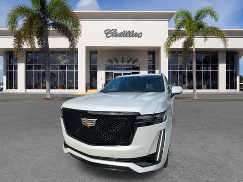 Certified 2022 Cadillac Escalade Sport RWD image 5