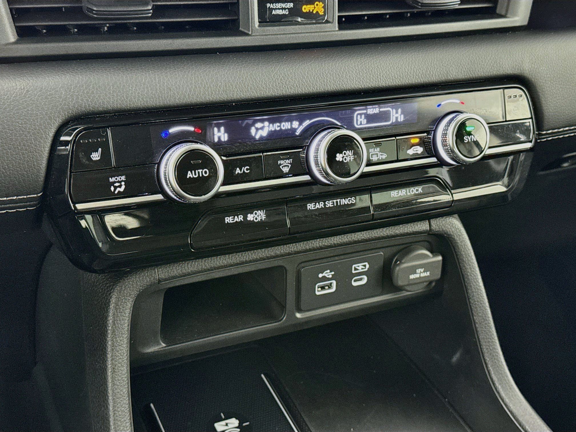 Certified 2024 Honda Pilot Touring image 16