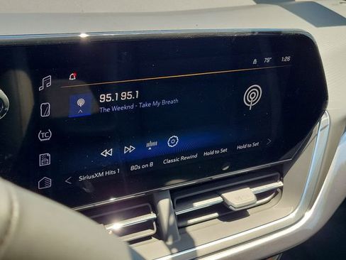 New 2026 Chevrolet Trax ACTIV w/ Sunroof Package FWD image 26