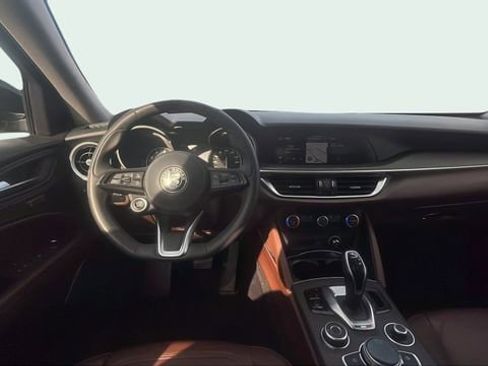 Used 2021 Alfa Romeo Stelvio Ti w/ Nero Edizione image 40