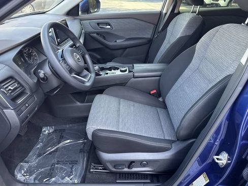 Used 2023 Nissan Rogue SV AWD/4WD image 14