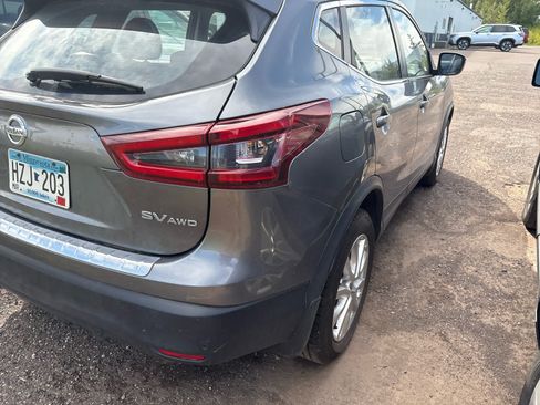 Used 2022 Nissan Rogue Sport SV AWD/4WD image 4