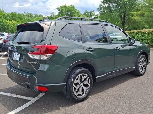 Certified 2024 Subaru Forester Premium AWD/4WD image 6
